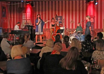 Stina Ekblad & Edith Band